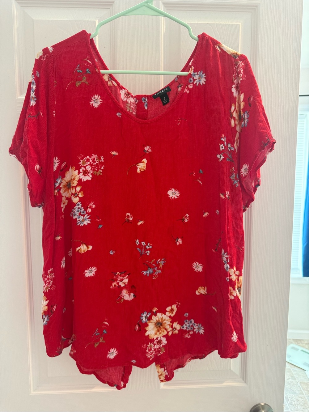 Torrid Red Floral Romper – Size 2 (18/20)